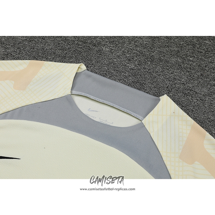 Chandal del Tottenham Hotspur 2022-2023 Manga Corta Beige - Pantalon Corto